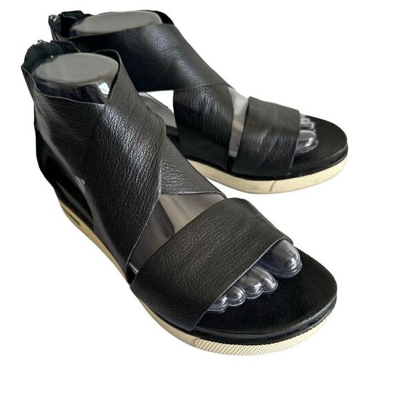 Eileen Fisher Black Leather Crossed Straps Sandals Wedge Women Size 7.5 Open Toe - Picture 1 of 8